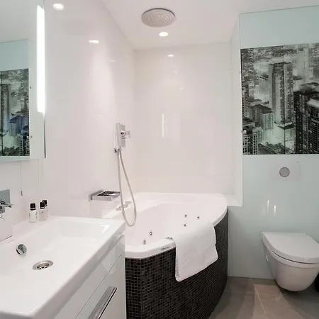 Swisshome Luxurious Lejlighed